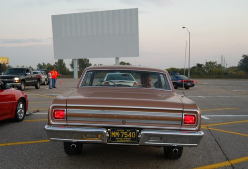 Silverdome Drive-In Theatre - Great License Plate! (newer photo)